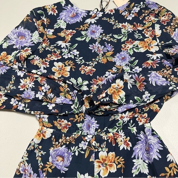 🆕 Showpo. Calling You Out Playsuit Navy Floral Tie Open Back Long Sleeve Romper - Picture 8 of 13